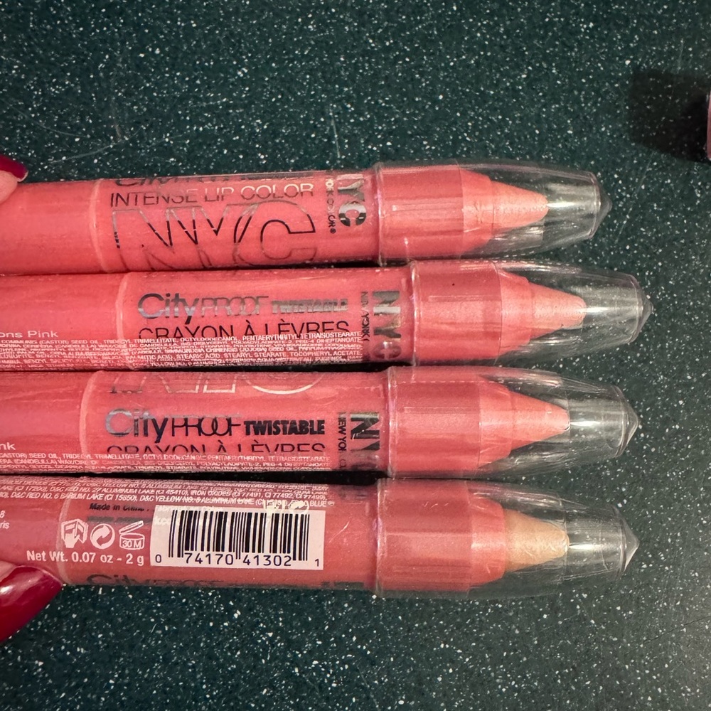 4 NYC City Color Lip Crayon Collection - Soft Pink